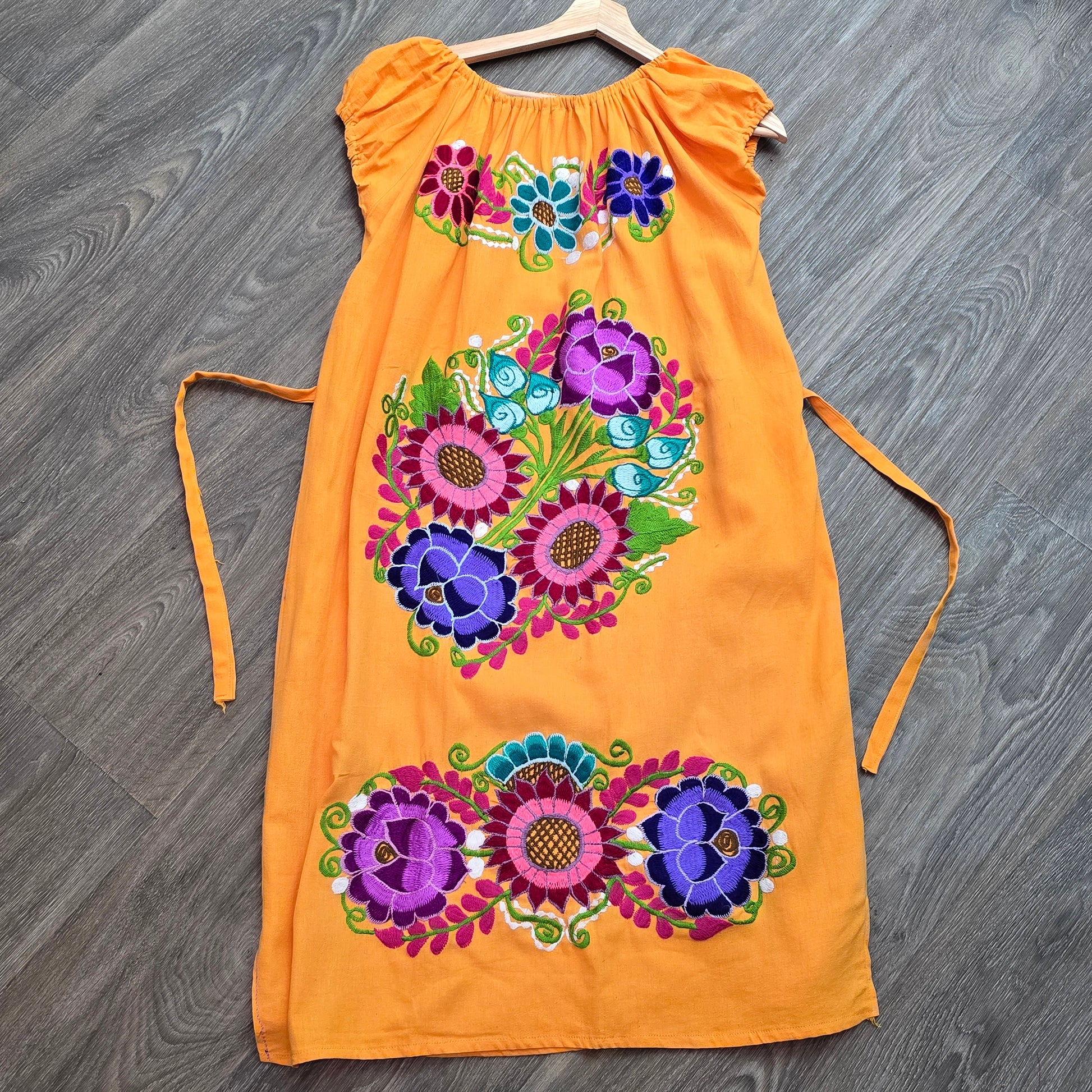 Off-the-shoulder embroidered sunflower dress