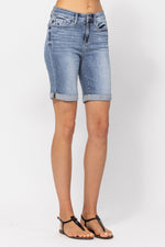 Load image into Gallery viewer, Judy Blue High Rise Cuffed Bermuda Shorts

